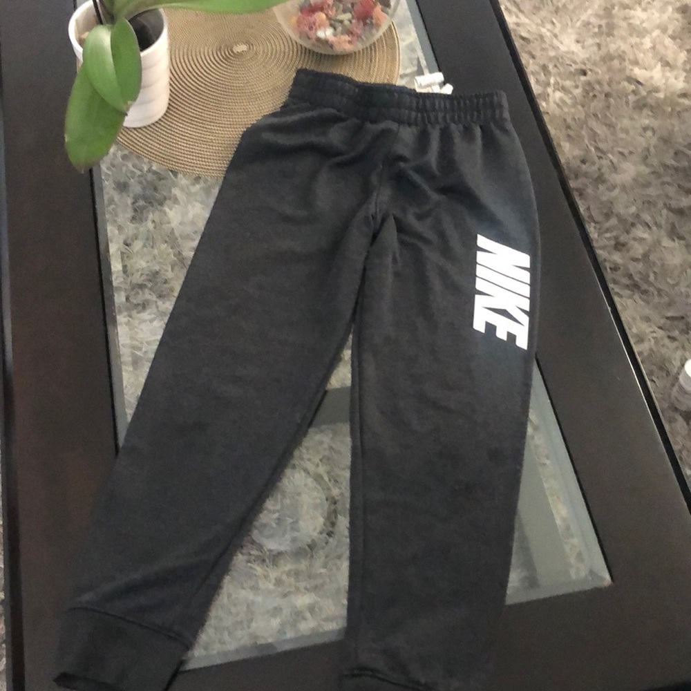 Nike Pants Size 7/L 100 polyester